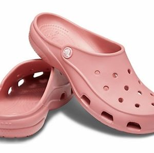 Melon Crocs Freesail Clog